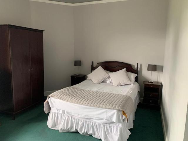 Oyo Dunmar House Hotel ألوا المظهر الخارجي الصورة