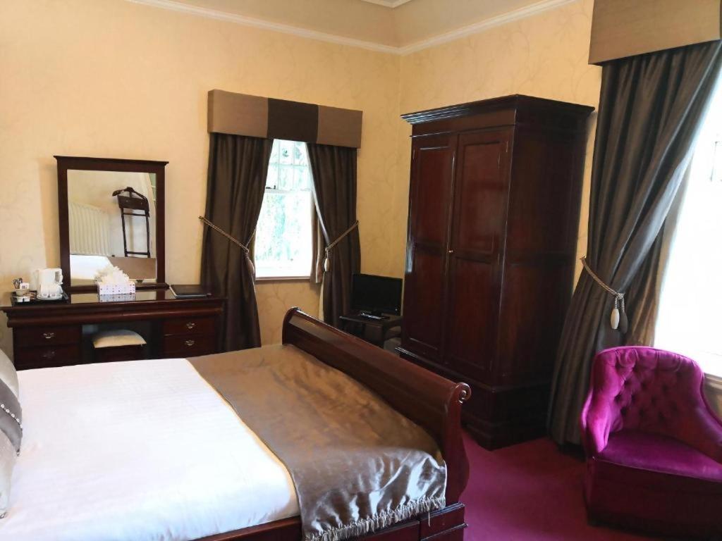 Oyo Dunmar House Hotel ألوا المظهر الخارجي الصورة