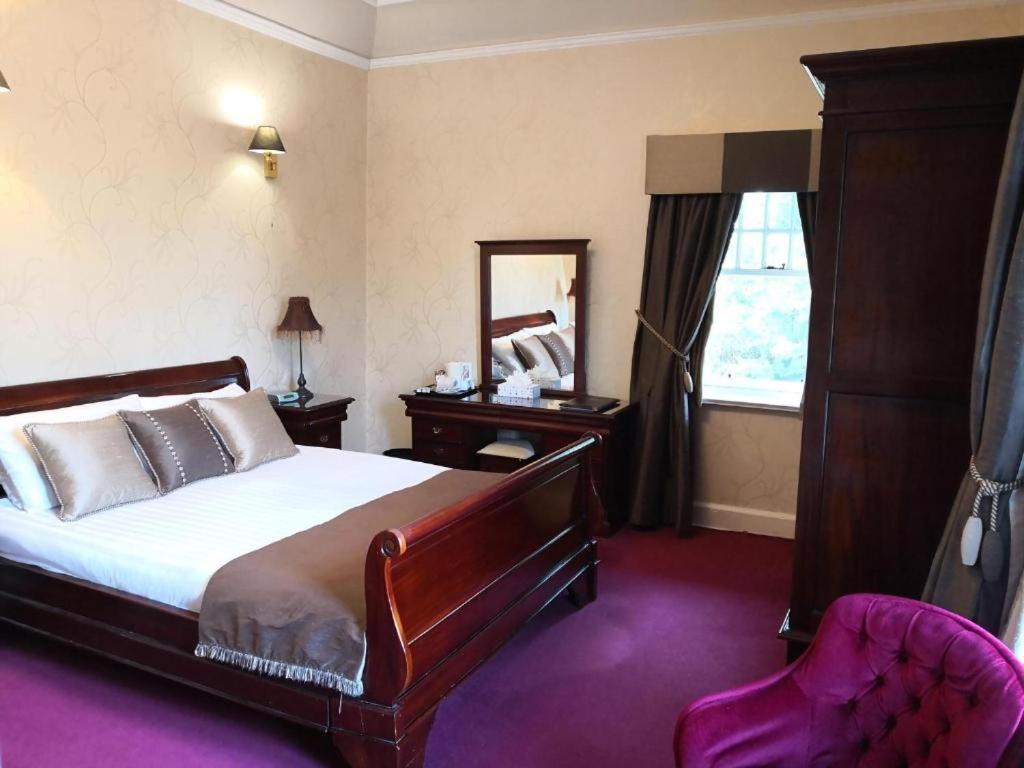 Oyo Dunmar House Hotel ألوا المظهر الخارجي الصورة